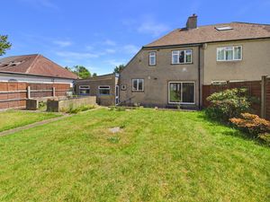 REAR GARDEN- click for photo gallery